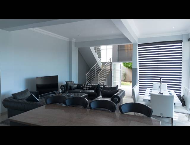 4 BEDROOM FREESTANDING FOR SALE IN BEACON BAY
